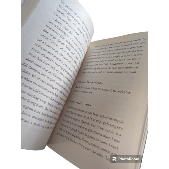 Flight to Freedom First Person Fiction Ana Veciana-Suarez Scholastic Books 2002 - Picture 4 of 4
